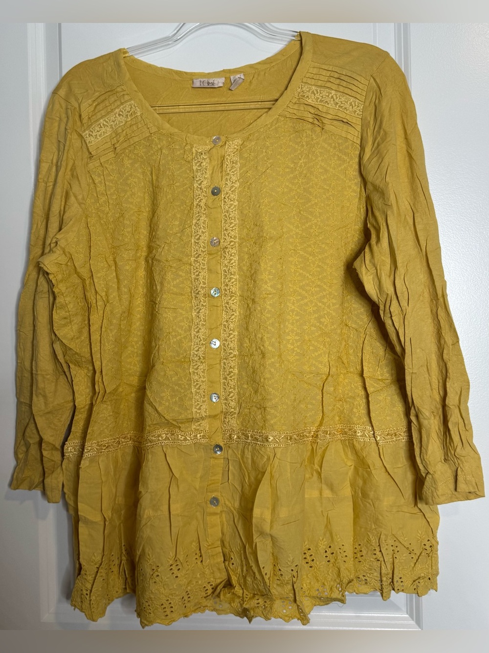 Lavish Mustard Tunic Blouse with Button Front flowy size LG cotton blend